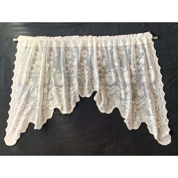 White Floral Lace Window Valance Curtain Scalloped Edge 53" W x 31" L  Polyester - Picture 1 of 8